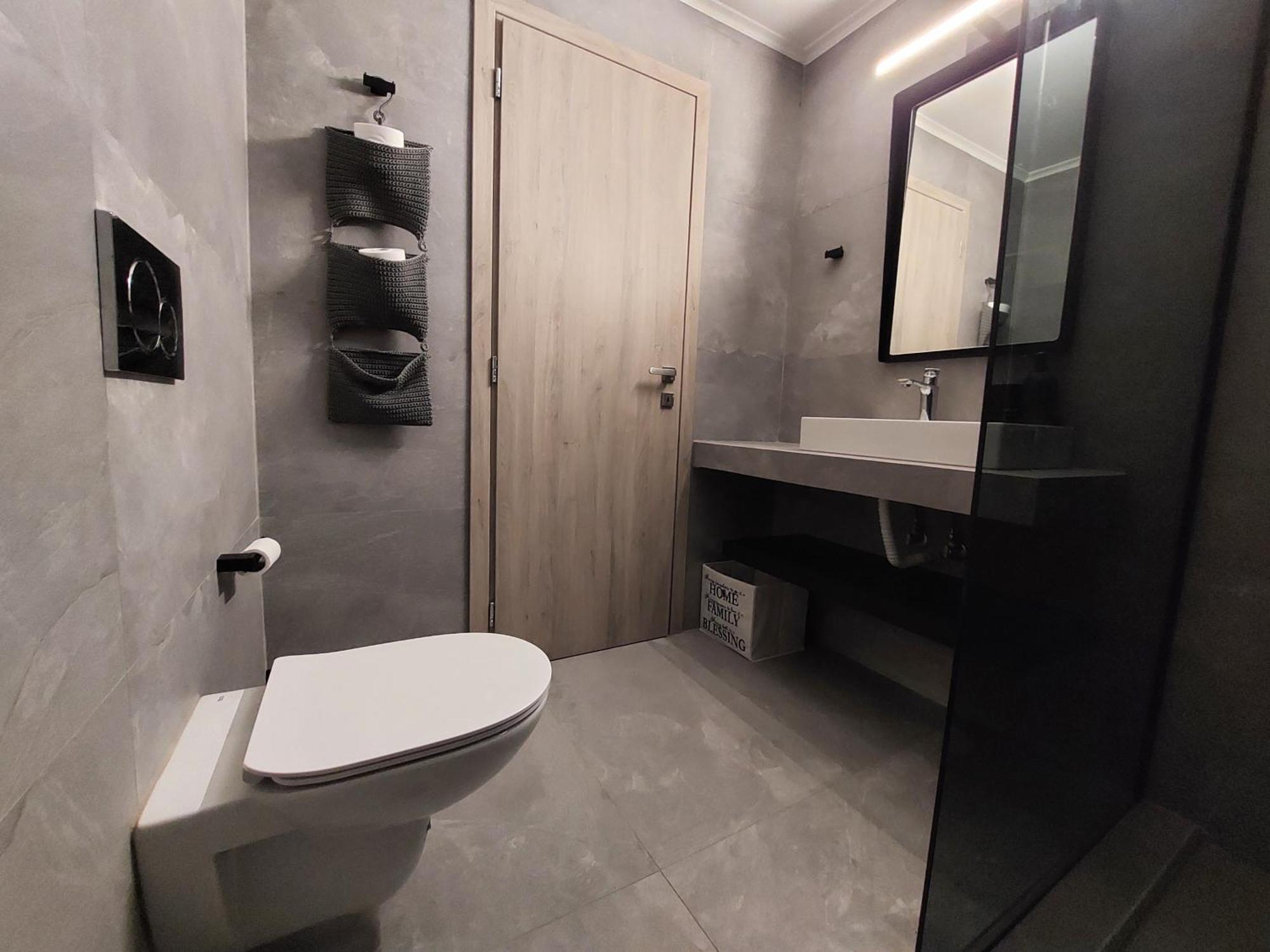 Christellie Luxury Apartment Kiáton エクステリア 写真
