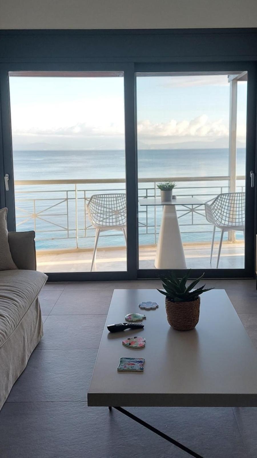 Christellie Luxury Apartment Kiáton エクステリア 写真