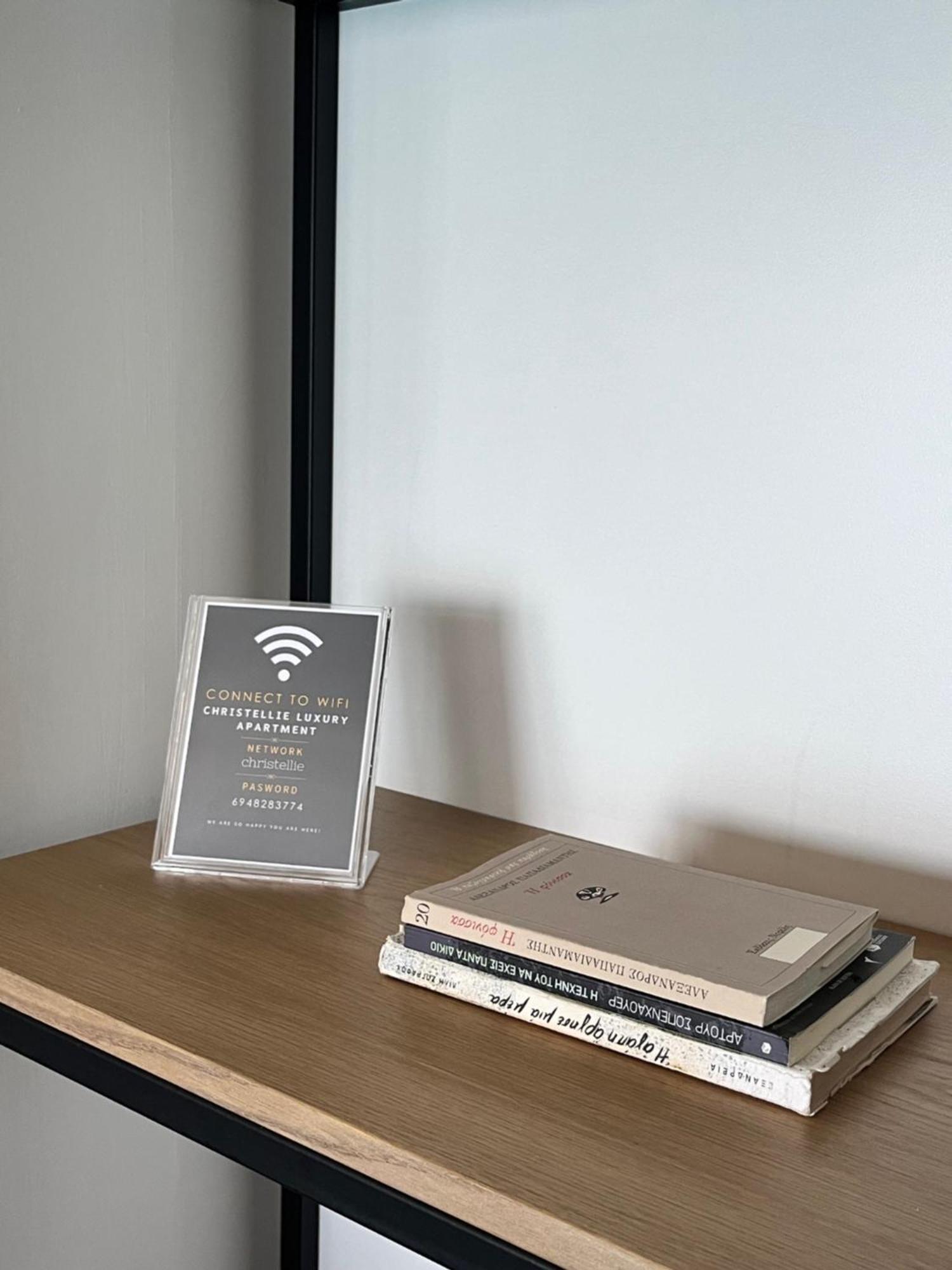 Christellie Luxury Apartment Kiáton エクステリア 写真